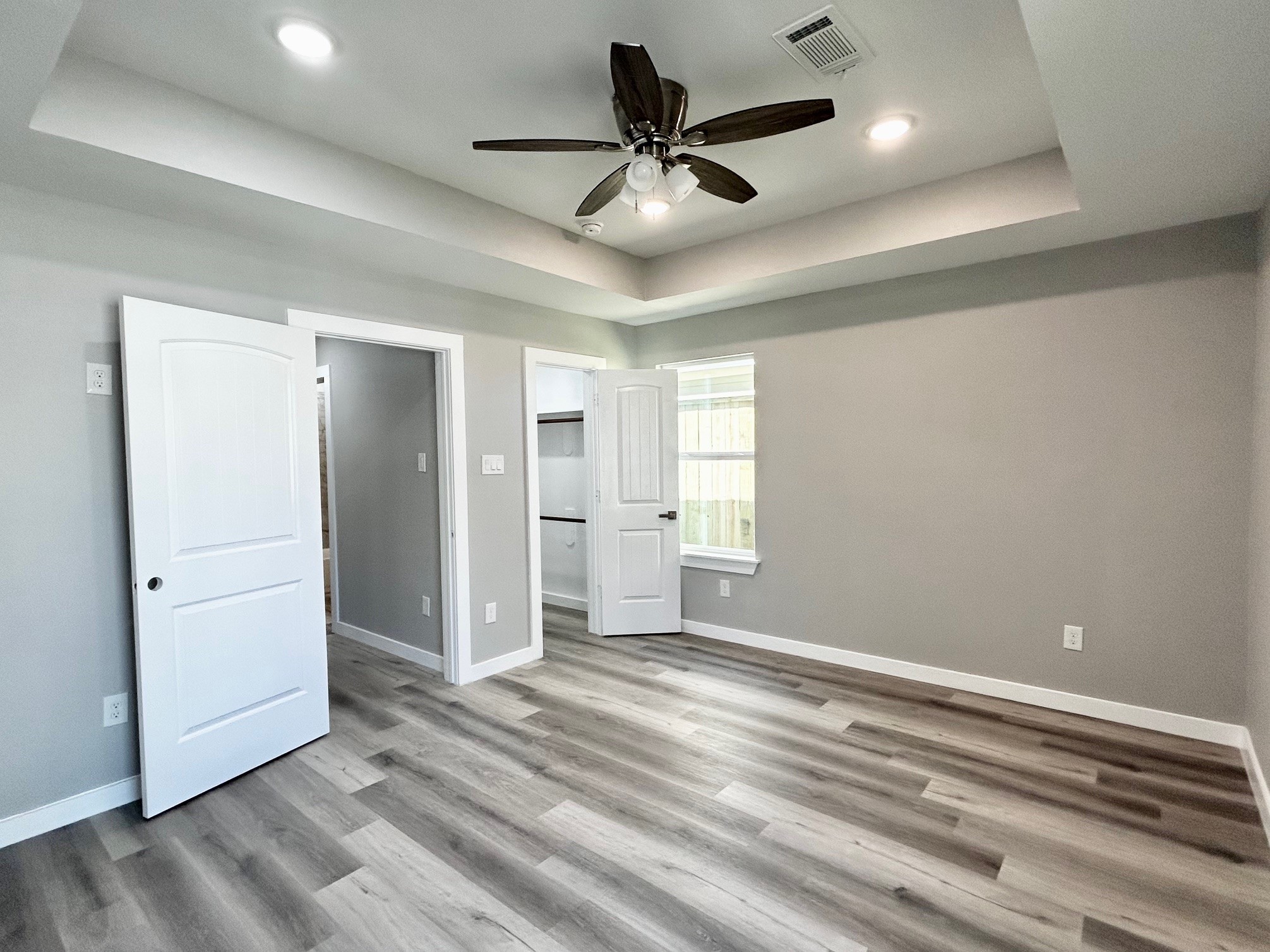 4103 Coon Street Bacliff, TX 77518 - Photo 12 of 14 Primary bedroom