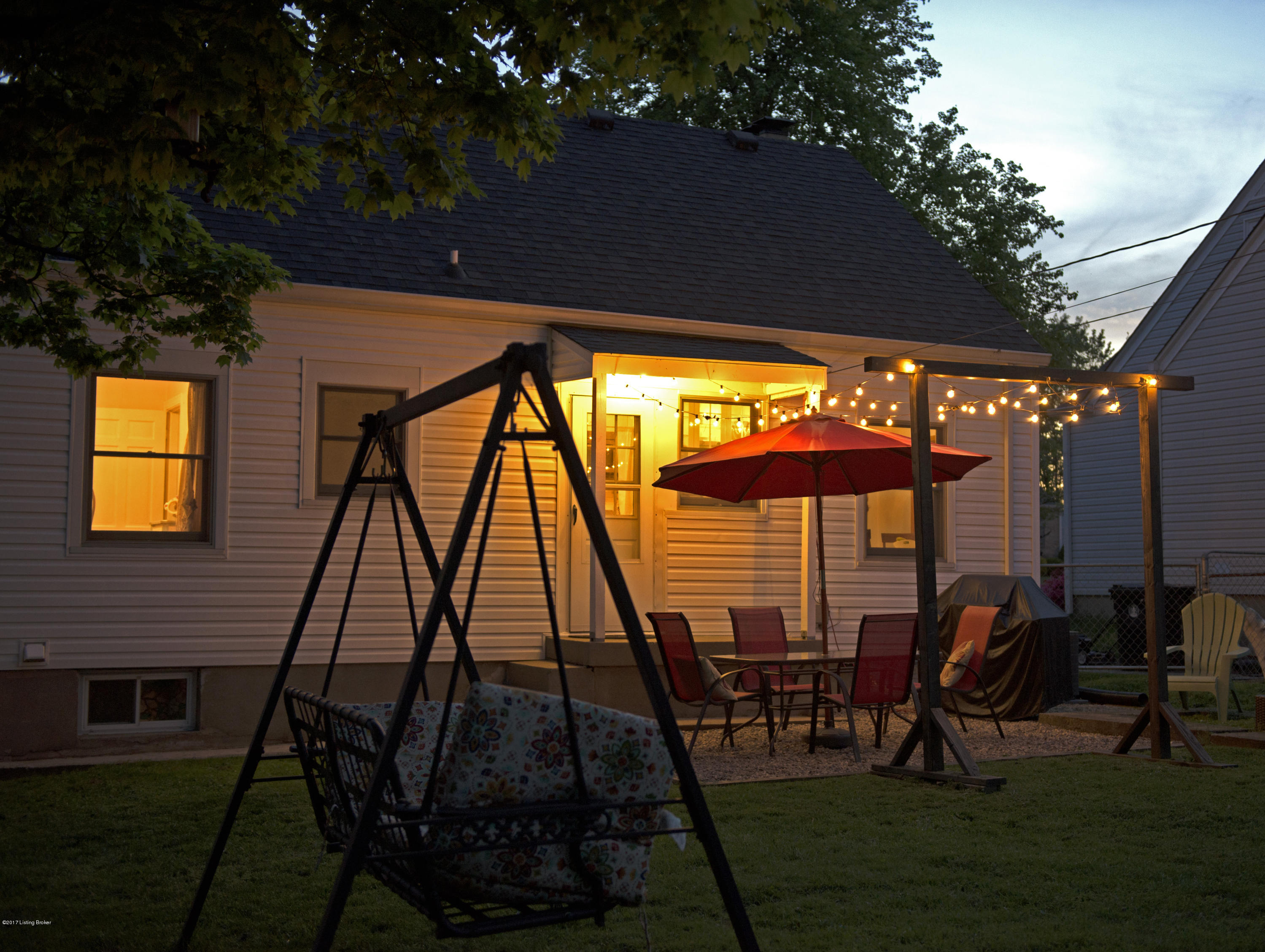 3123 Plover Road Louisville, KY 40213 - Photo 20 of 20 Back yard entertaining area