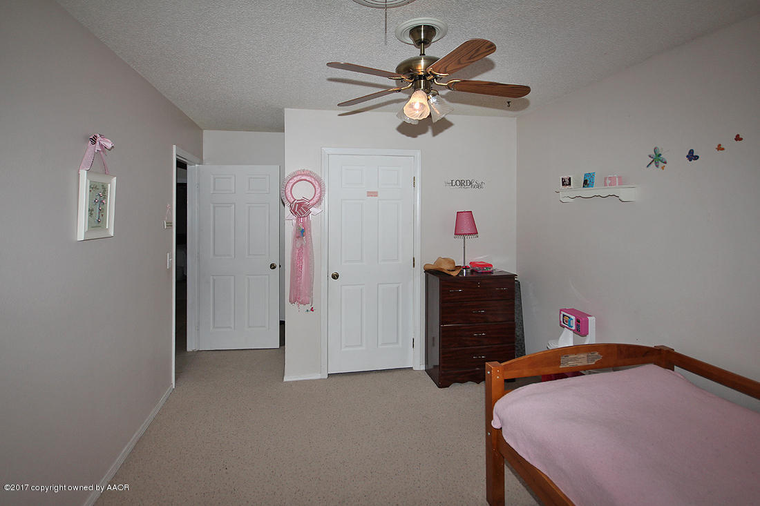 8124 Santa Fe Trail Amarillo, TX 79110 - Photo 20 of 29 2nd Bedroom2