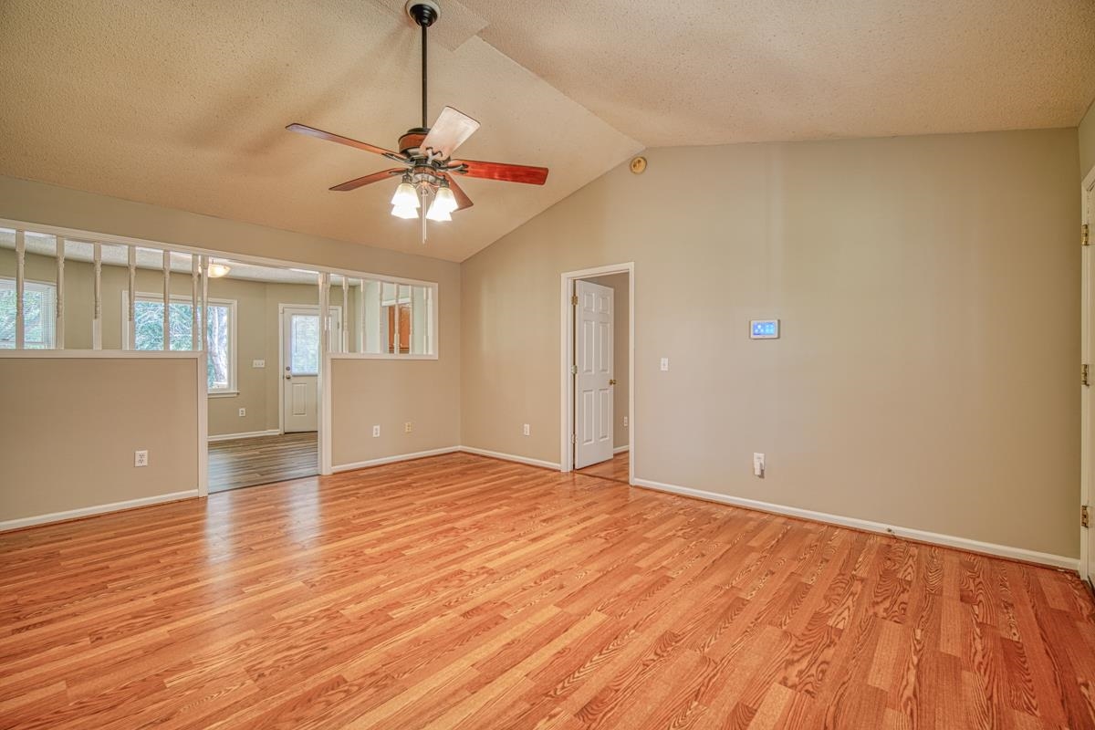 264 State Rd S-42-1944 Chesnee, SC 29323 - Photo 8 of 36 Gallery Image 8