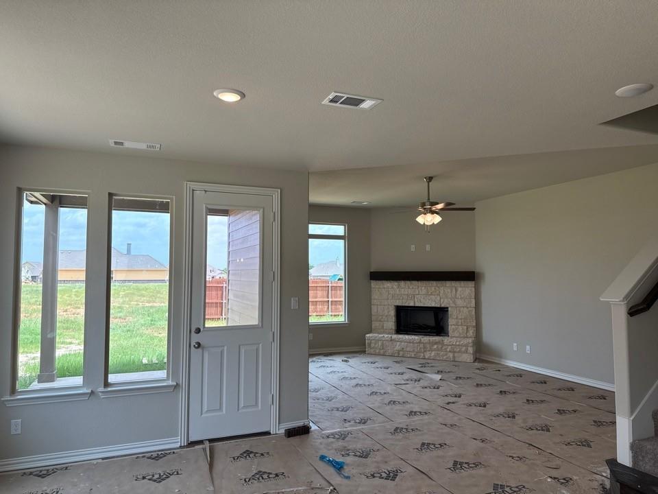 1221 Colca Drive Springtown, TX 76082 - Photo 4 of 11