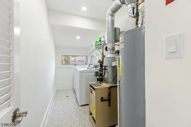 $900,000 | 1 Bentley Drive, Franklin Lakes, NJ 07417