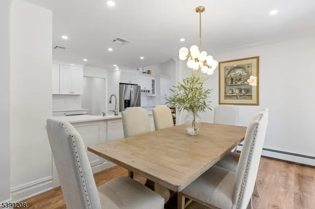 $900,000 | 1 Bentley Drive, Franklin Lakes, NJ 07417