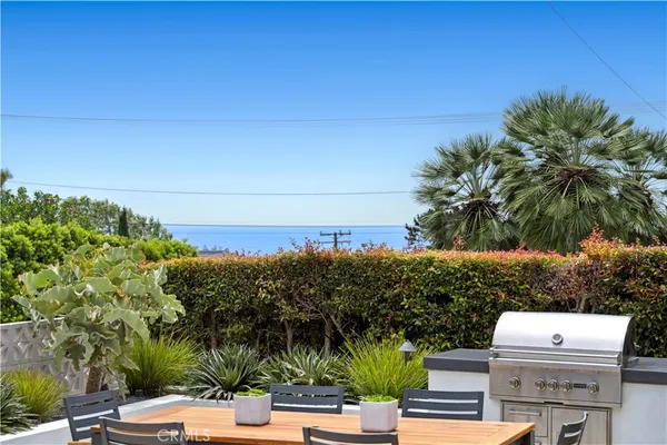 $6,000 | 246 Fairview Street, Unit LOWR, Laguna Beach, CA 92651