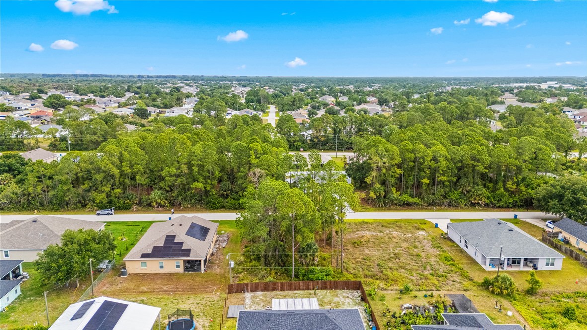 482 Oldenberg Street Southwest Palm Bay, FL 32908 - Photo 8 of 22
