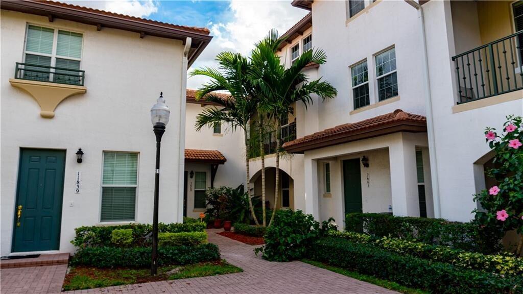 2667 Southwest 118 Road Miramar, FL 33025 - Photo 2 of 30 Primary Pic