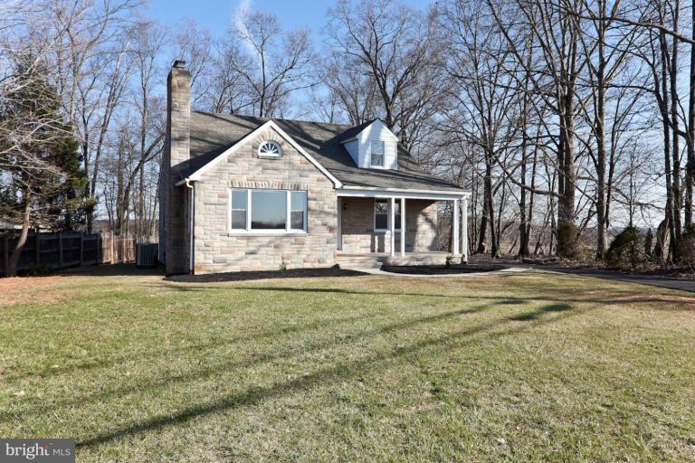 115 North Houcksville Road Hampstead, MD 21074 - Photo 1 of 24 Exterior (Main)
