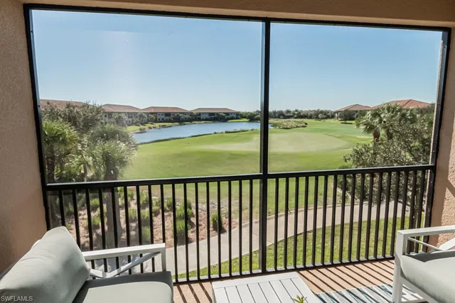 $4,000 | 9402 Pocida Court, Unit 201, Naples, FL 34119