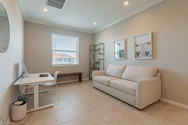 $4,000 | 9402 Pocida Court, Unit 201, Naples, FL 34119