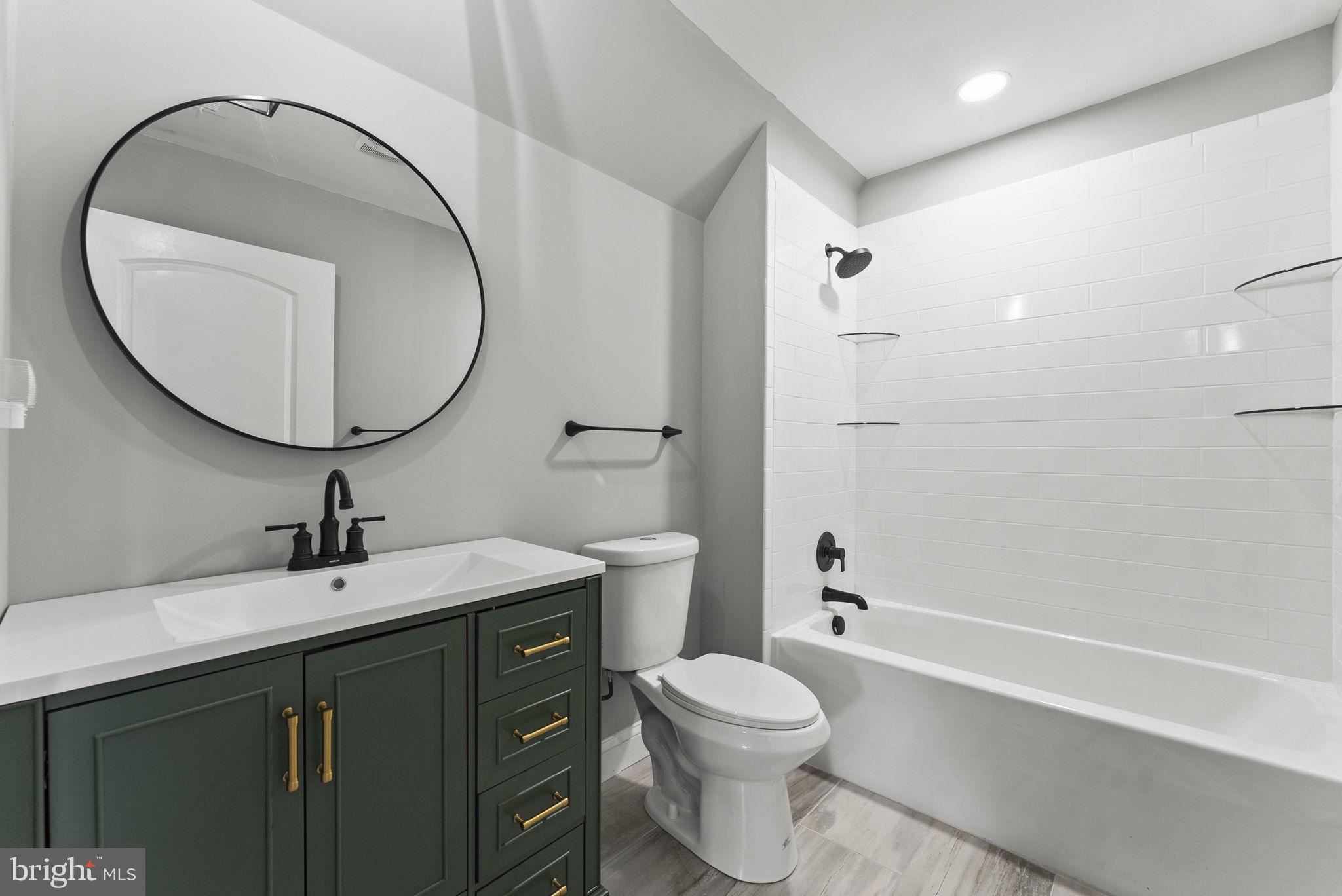 28105 Raccoon Ford Road Culpeper, VA 22701 - Photo 61 of 88 Upper Level Full Bathroom