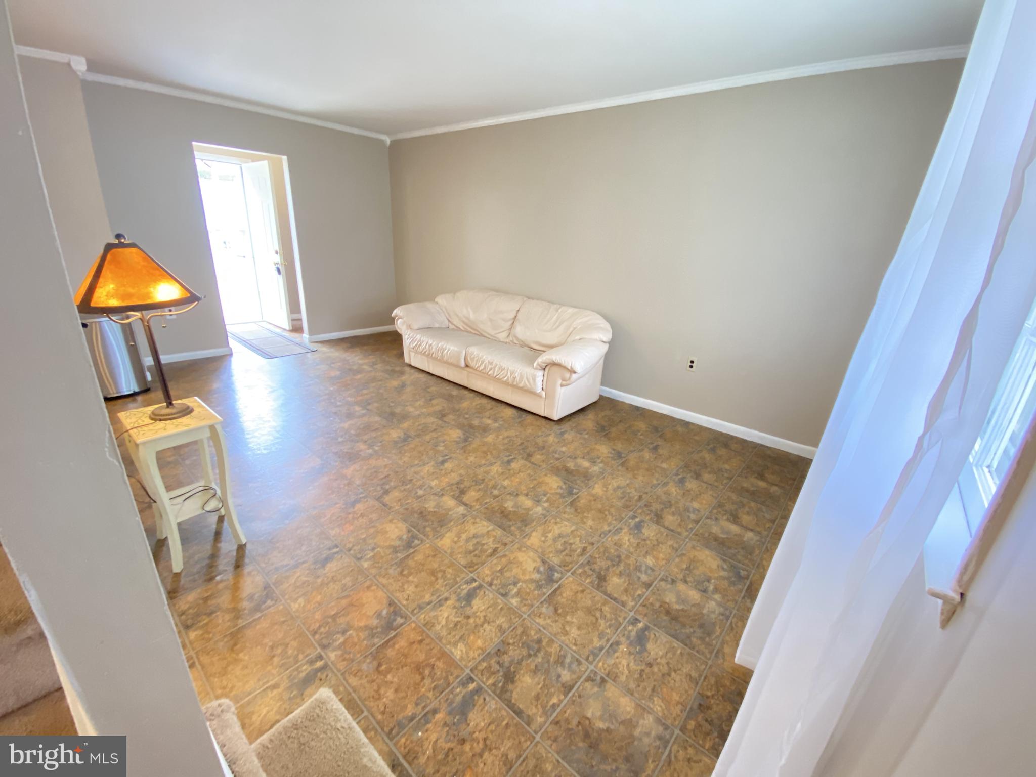 44 Rankin Road Newark, DE 19711 - Photo 4 of 23 FAMILY ROOM