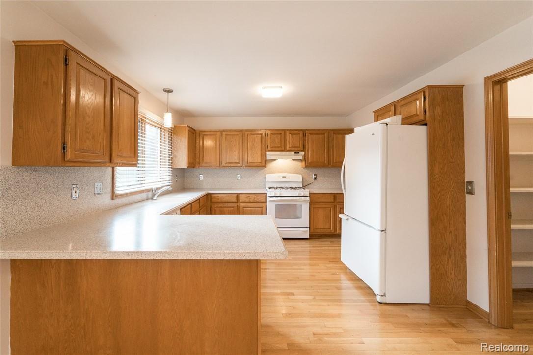 41858 Ramsgate Court Sterling Heights, MI 48314 - Photo 12 of 36 DSC03789.jpg