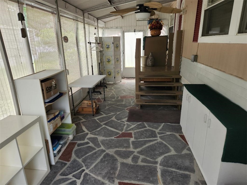 27 Woodward Road Lincoln, RI 02865 - Photo 8 of 17 Gallery Image 8