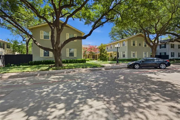 $1,650 | 4734 A Bradford Drive, Dallas, TX 75219