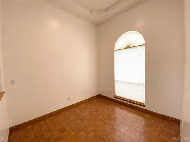 $1,900 | 4112 Blackhawk Street, Edinburg, TX 78539