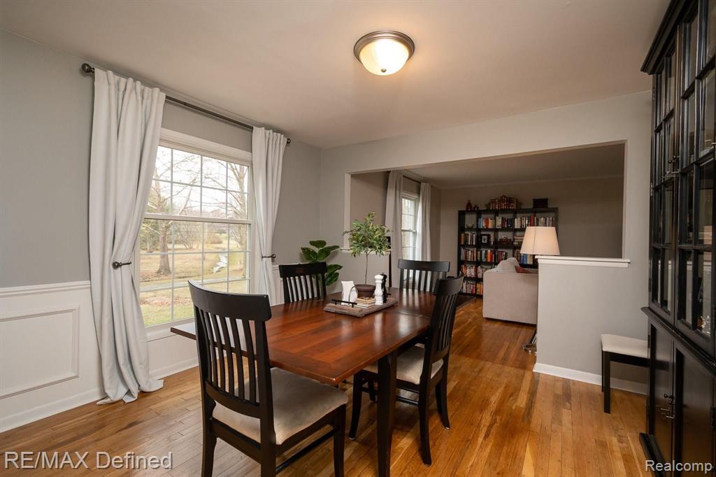 674 Campus Road Rochester Hills, MI 48309 - Photo 10 of 48