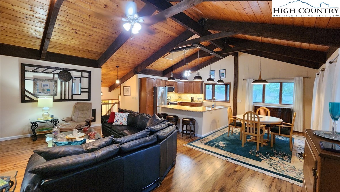 215 Rhododendron Loop Newland, NC 28657 - Photo 8 of 48 Gallery Image 8