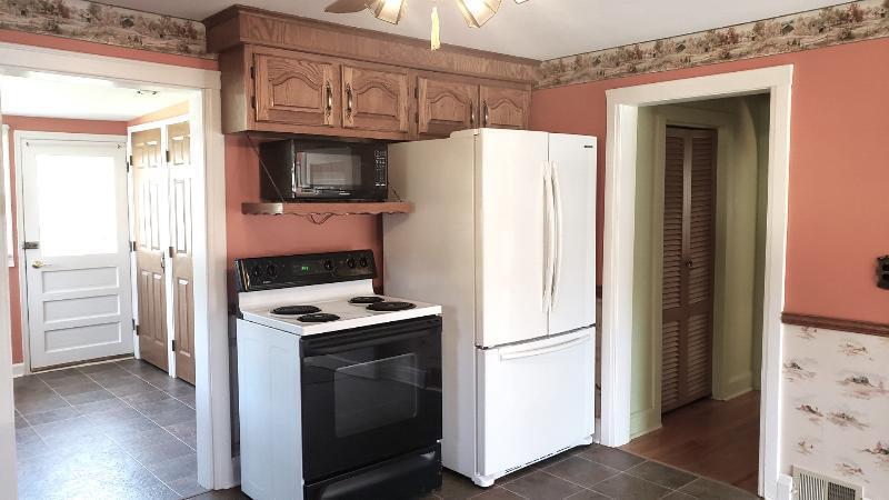 12090 Bunton Road Willis, MI 48191 - Photo 17 of 49 #17 kitchen_resized
