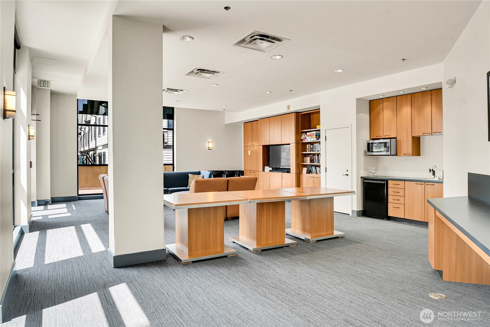 5001 California Avenue Southwest, Unit 212 Seattle, WA 98136 - Photo 18 of 20