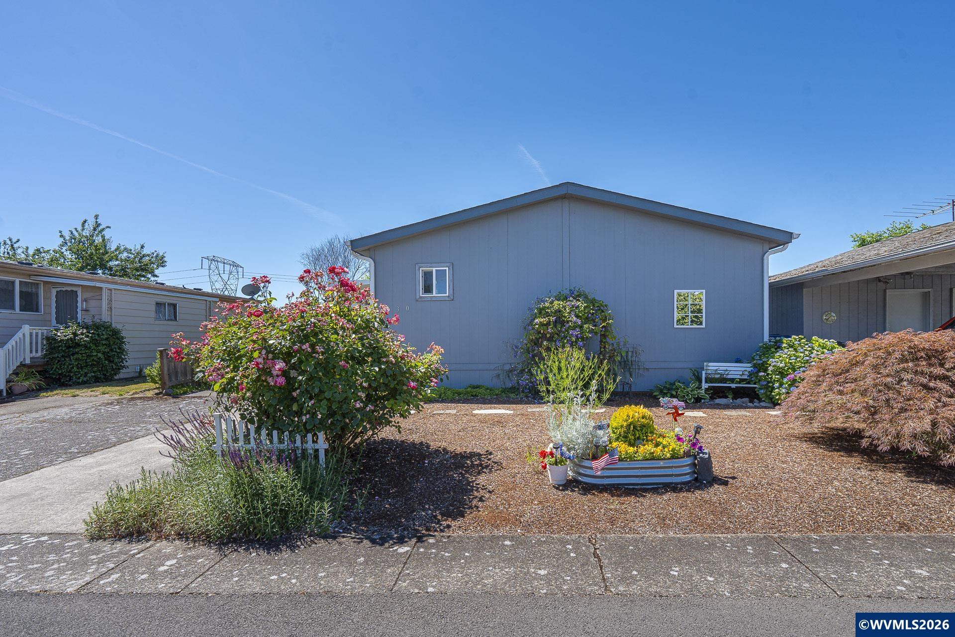 5422 Portland Road Northeast, Unit 130 Salem, OR 97305 - Photo 1 of 36