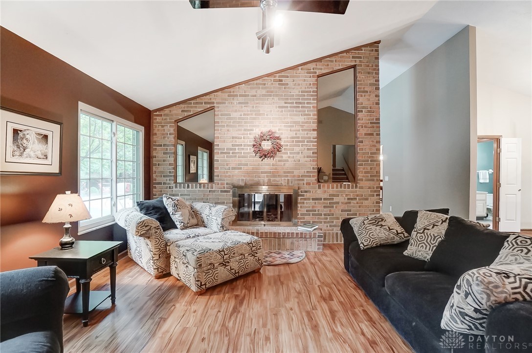10117 Simms Station Road Dayton, OH 45458 - Photo 14 of 62 Gallery Image 14