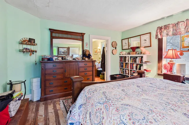 $359,900 | 60 Highway 41, Winthrop, ME 04364