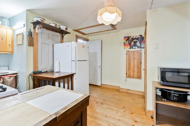 $359,900 | 60 Highway 41, Winthrop, ME 04364