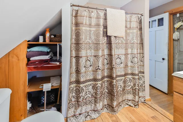 $359,900 | 60 Highway 41, Winthrop, ME 04364