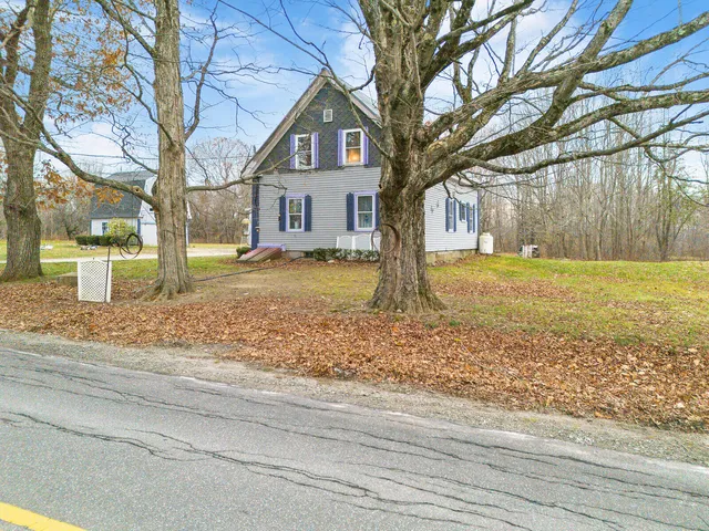 $359,900 | 60 Highway 41, Winthrop, ME 04364