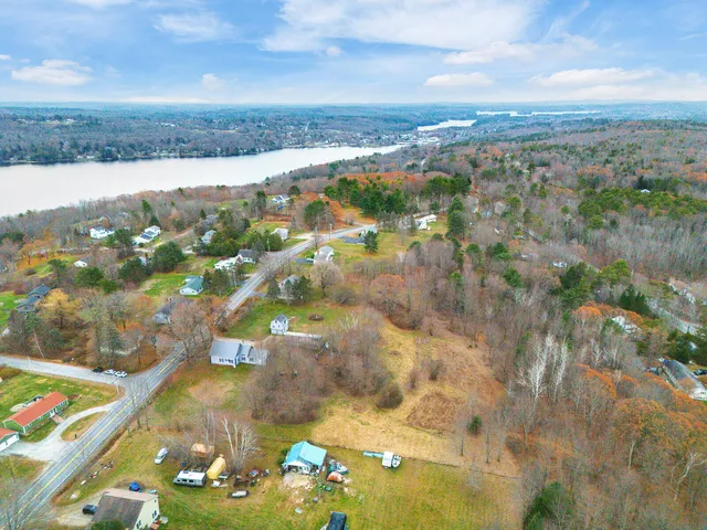 $359,900 | 60 Highway 41, Winthrop, ME 04364