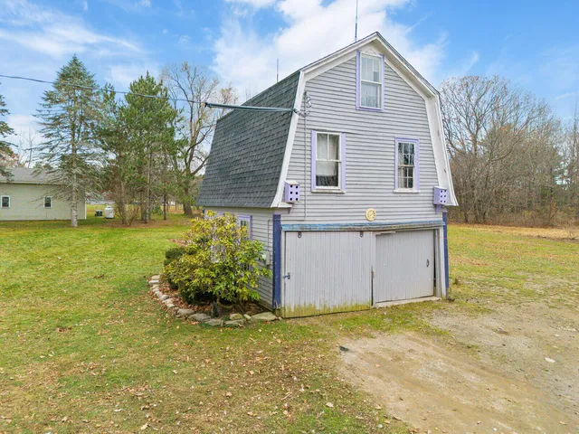 $359,900 | 60 Highway 41, Winthrop, ME 04364