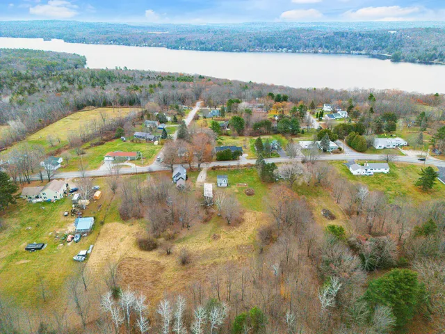 $359,900 | 60 Highway 41, Winthrop, ME 04364