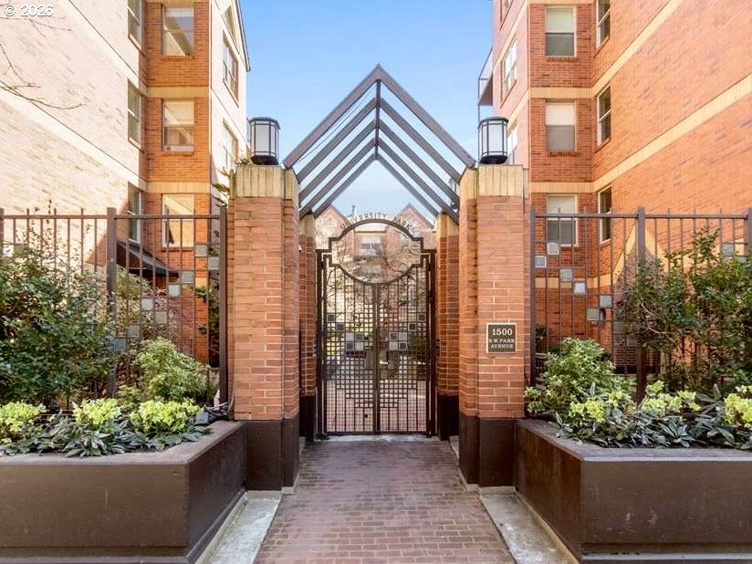 1500 Southwest Park Avenue, Unit 206 Portland, OR 97201 - Photo 18 of 22
