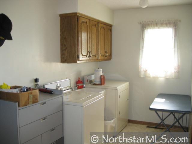 2009 Washington Lane Southwest Rochester, MN 55902 - Photo 5 of 7