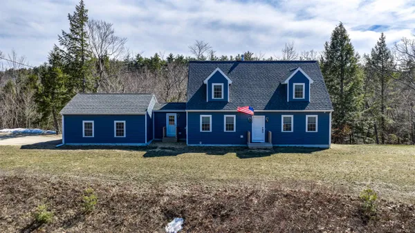 $700,000 | 50 Ridge Road, Alton, NH 03809