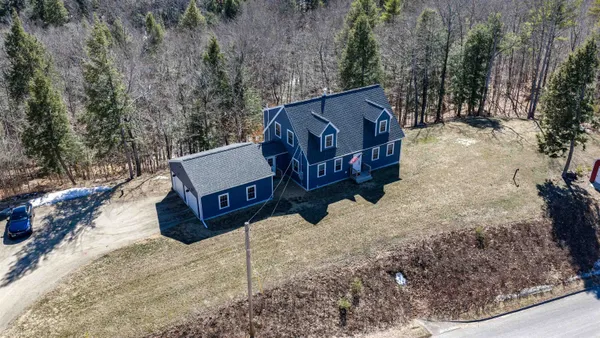 $700,000 | 50 Ridge Road, Alton, NH 03809
