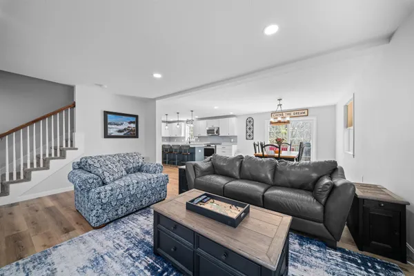$700,000 | 50 Ridge Road, Alton, NH 03809