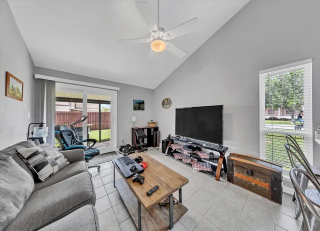 $1,500 | 152 Opp Boulevard Northeast, Fort Walton Beach, FL 32548