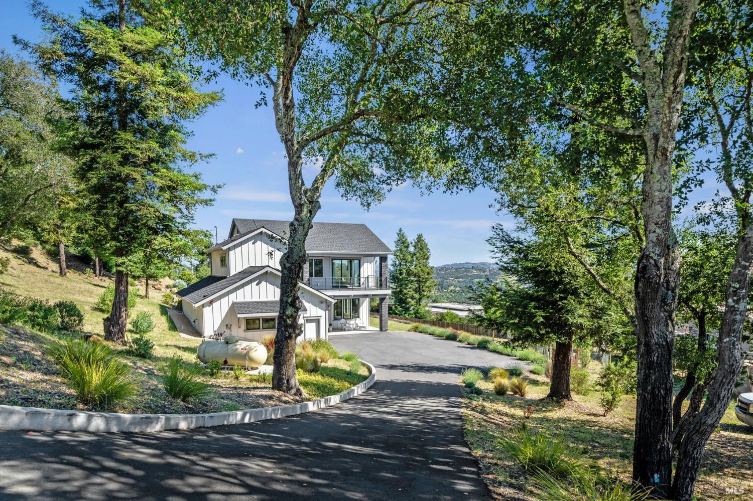 5890 Heights Road Santa Rosa, CA 95404 - Photo 3 of 59