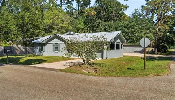 $285,000 | 71498 North Harrison Street, Covington, LA 70433