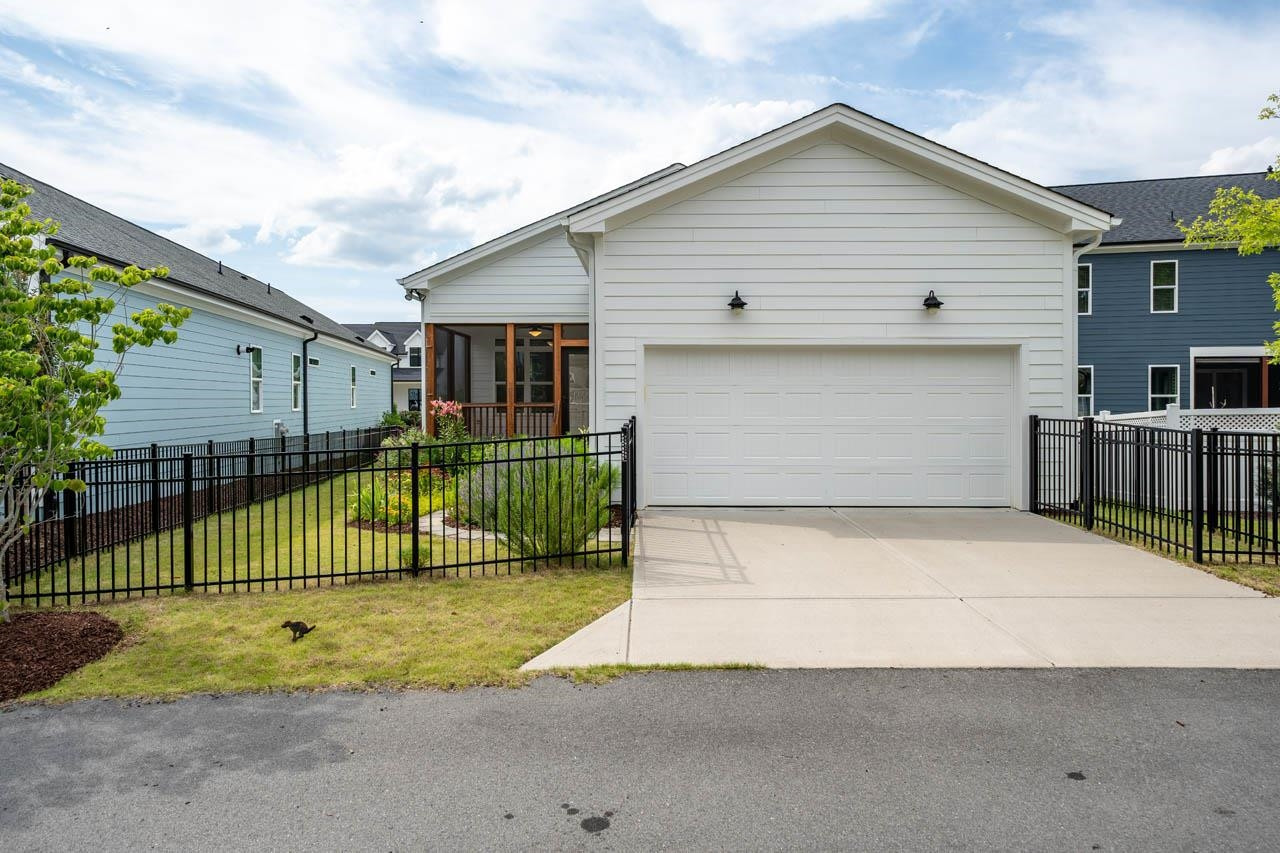 189 Logbridge Road Chapel Hill, NC 27516 - Photo 40 of 54 Photo 40