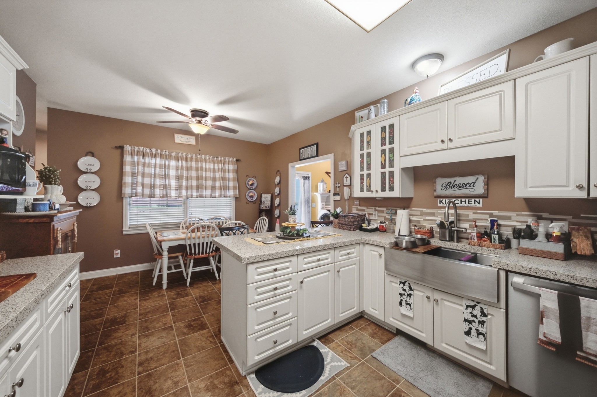 2044 Laura Lane Springfield, TN 37172 - Photo 18 of 51 Gallery Image 18