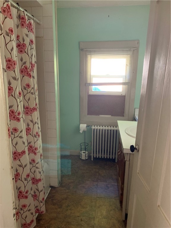 188 East Main Road Portsmouth, RI 02871 - Photo 5 of 19 Gallery Image 5