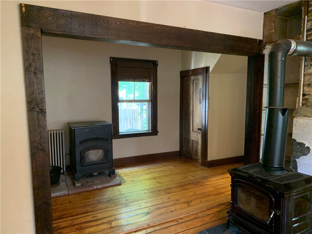 188 East Main Road Portsmouth, RI 02871 - Photo 9 of 19 Gallery Image 9