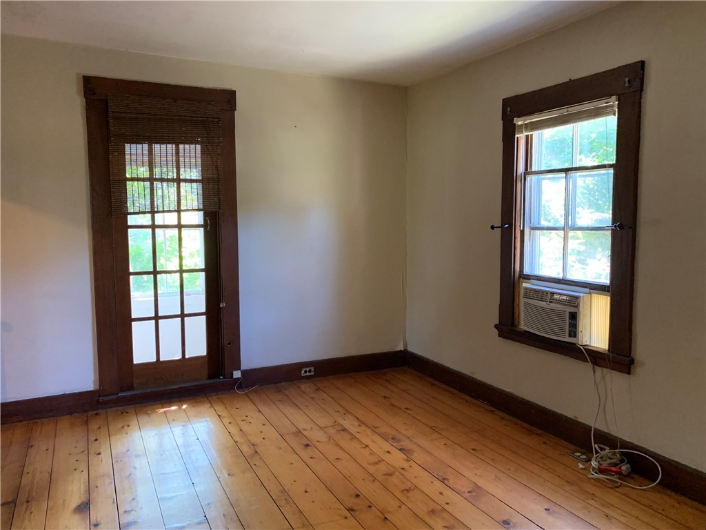 188 East Main Road Portsmouth, RI 02871 - Photo 10 of 19 Gallery Image 10