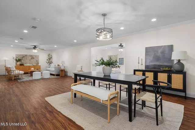 $2,300 | 13901 Plano Road, Ocean Springs, MS 39564