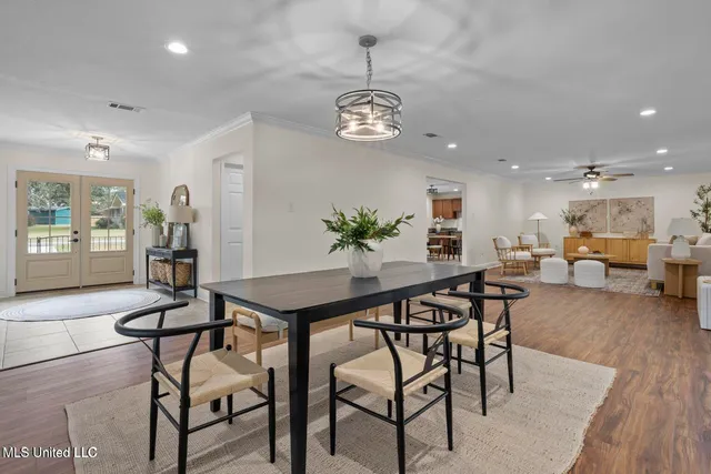 $2,300 | 13901 Plano Road, Ocean Springs, MS 39564