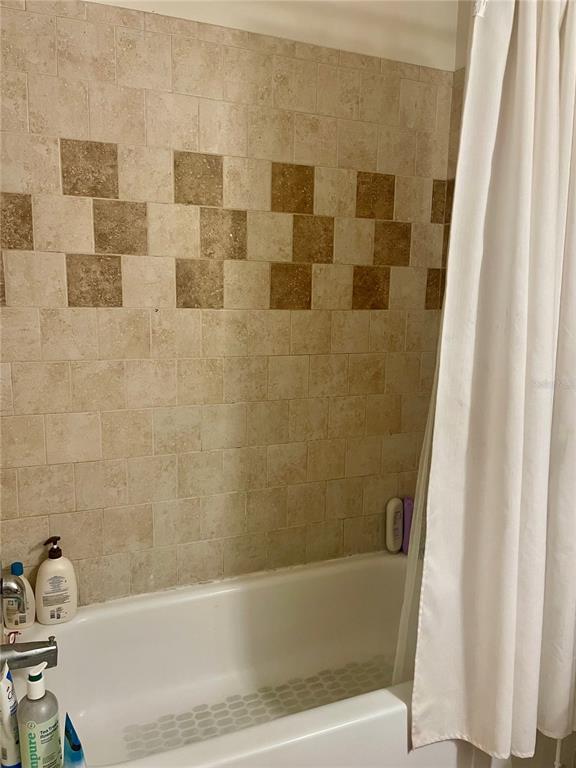 646 Norfolk Street Dunedin, FL 34698 - Photo 10 of 32