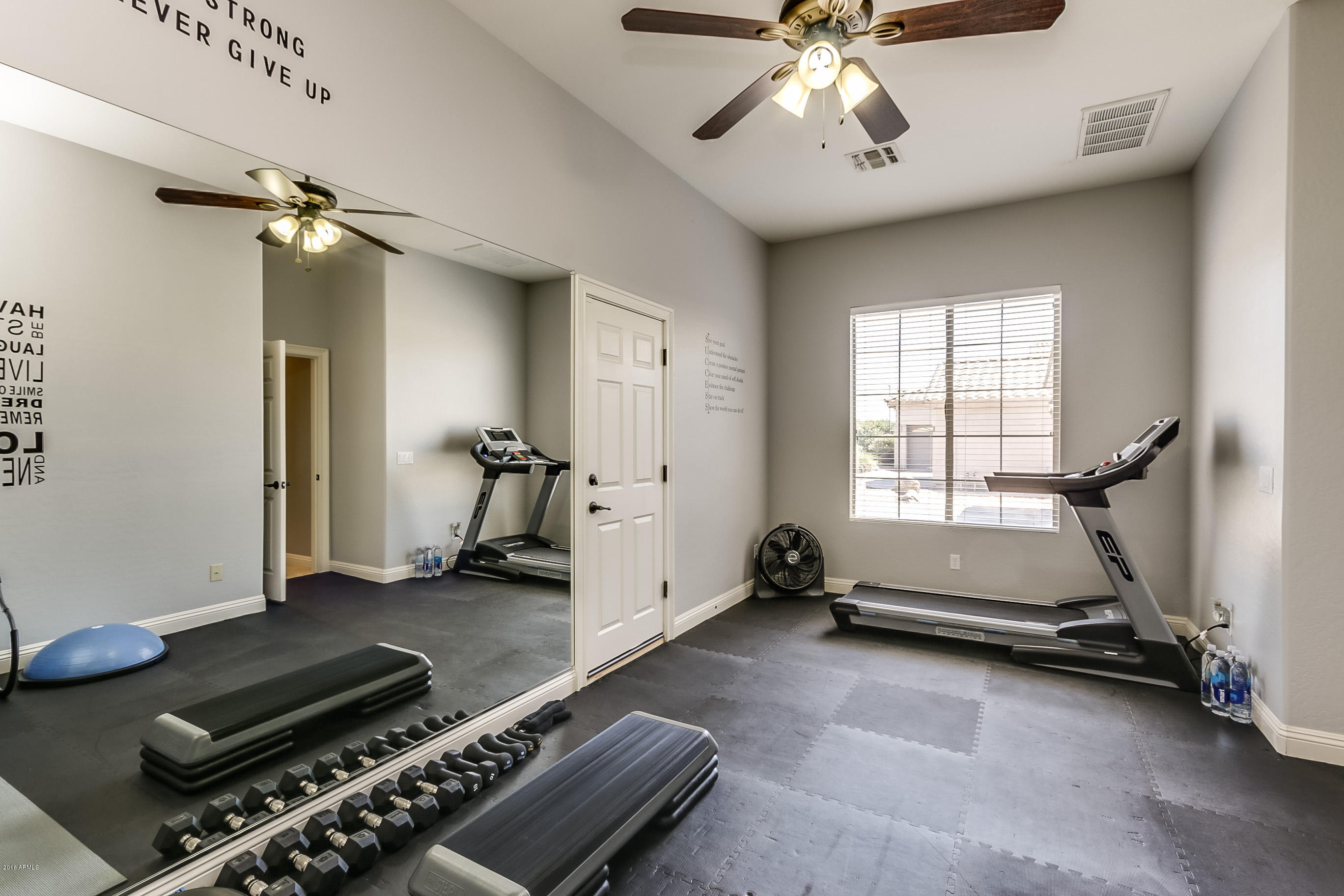 2346 South Porter Street Gilbert, AZ 85295 - Photo 27 of 32 Porter - 053