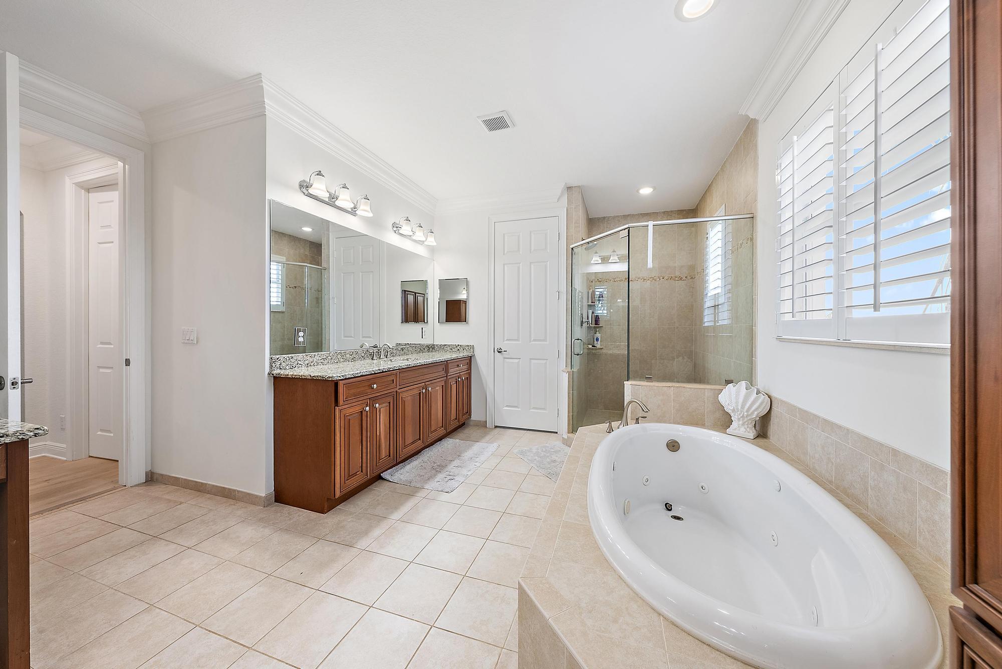 314 Rudder Cay Way Jupiter, FL 33458 - Photo 17 of 66 Primary Bath